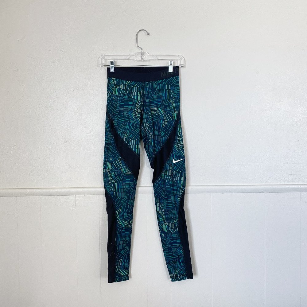 Nike | Patterned leggings with mesh panels